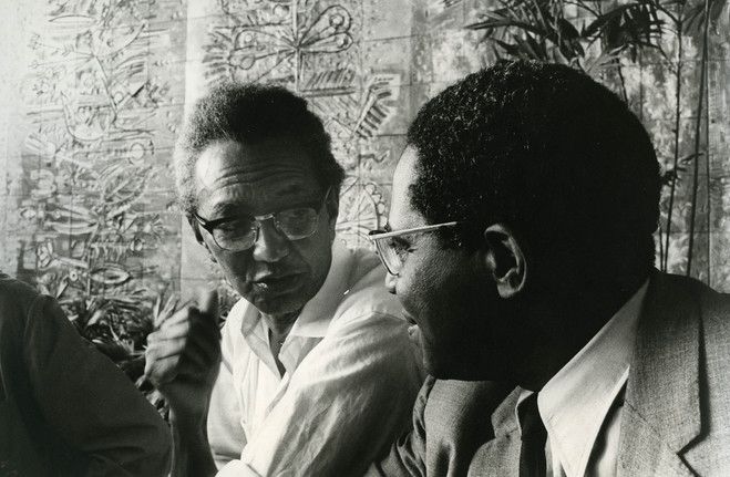 Wifredo Lam y Aimé Cesaire en La Habana (1968). Foto tomada de Slash París.