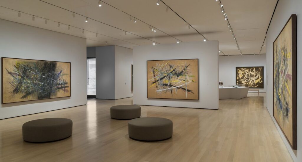 La serie Manigua en la exposición del MoMA. Foto tomada de bonart.cat