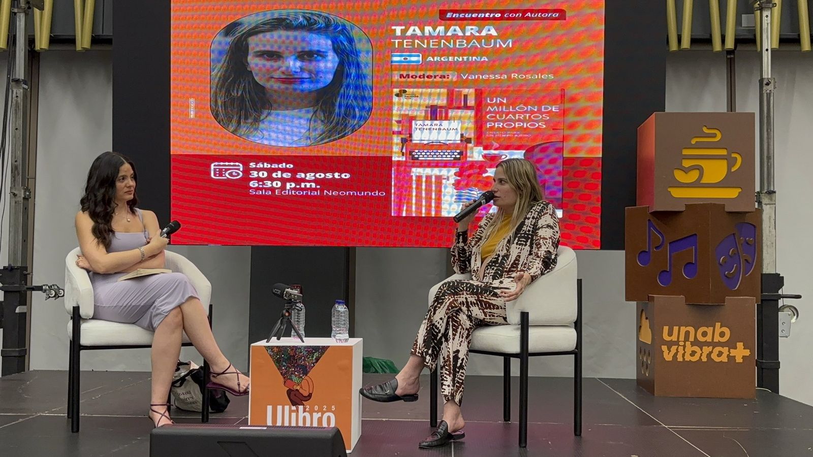Vanessa Rosales y Tamara Tenenbaum. Foto de Ulibro.
