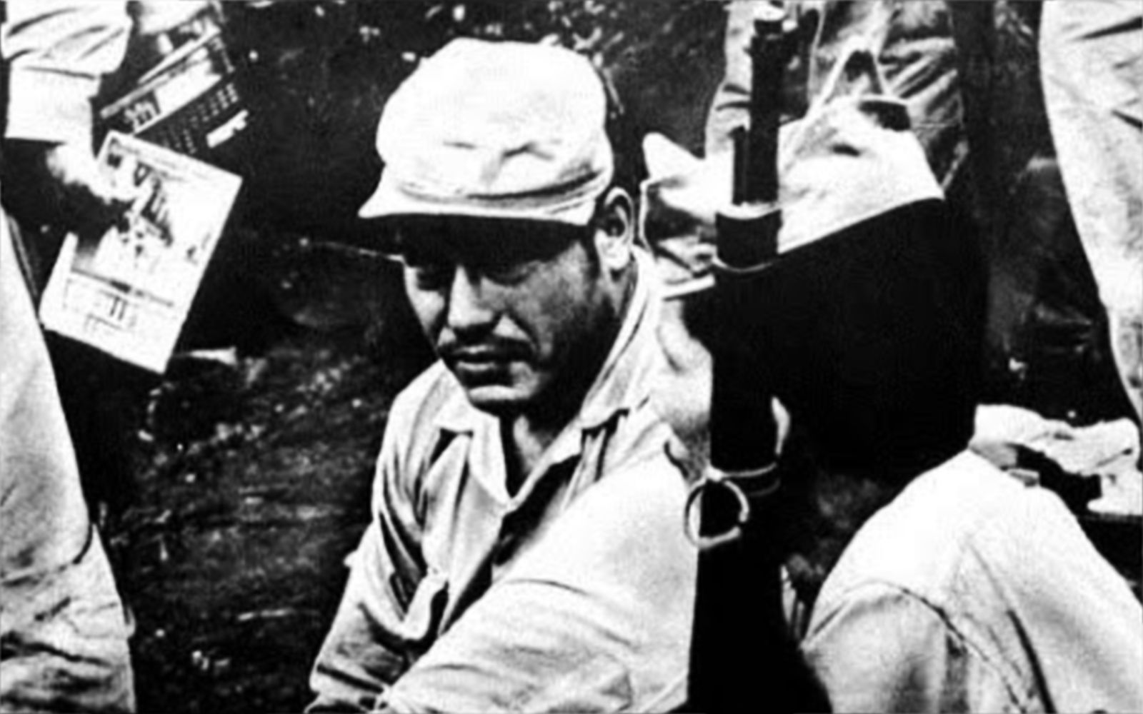 Algunas imágenes de la operación Soberanía (más conocida como Marquetalia) fueron filmadas por los cineastas franceses Jean-Pierre Sergent y Bruno Muel y difundidas en la película Riochiquito (1965), nombre del sitio en el Cauca a donde Tirofijo huyó con su minúsculo ejército para convertirse en una cuadrilla móvil.