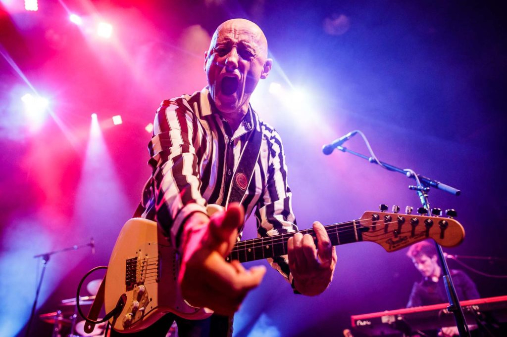 Jorge Ilegal en vivo